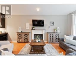 56 CASSIE CRESCENT - 7