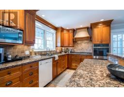 2416 SUNNINGDALE ROAD W - 10