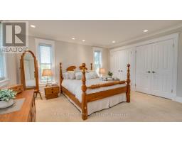 2416 SUNNINGDALE ROAD W - 15