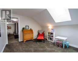 2416 SUNNINGDALE ROAD W - 21