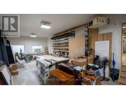 2416 SUNNINGDALE ROAD W - 32