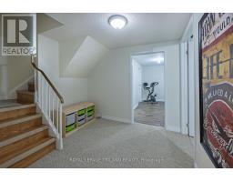 2 - 590 MILLBANK DRIVE - 32