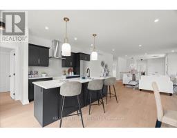 39 EAST GLEN DRIVE - 17