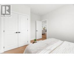 39 EAST GLEN DRIVE - 31