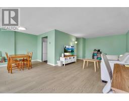 912 - 570 PROUDFOOT LANE - 13