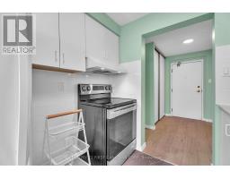 912 - 570 PROUDFOOT LANE - 17