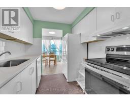 912 - 570 PROUDFOOT LANE - 18