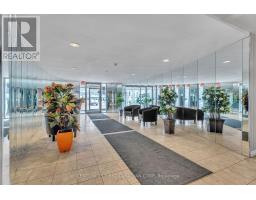 912 - 570 PROUDFOOT LANE - 27