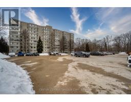 912 - 570 PROUDFOOT LANE - 28