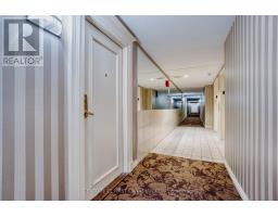 912 - 570 PROUDFOOT LANE - 6