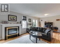 11 - 340 AMBLESIDE DRIVE - 14