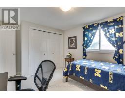 11 - 340 AMBLESIDE DRIVE - 27