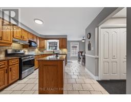 25 LA MANTIA AVENUE - 10