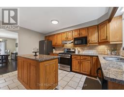 25 LA MANTIA AVENUE - 11