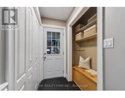 25 LA MANTIA AVENUE - 14