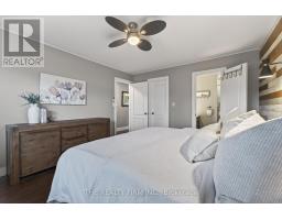 25 LA MANTIA AVENUE - 16