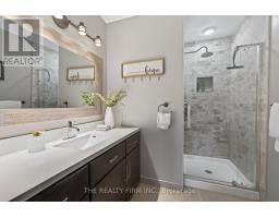 25 LA MANTIA AVENUE - 18