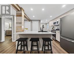 25 LA MANTIA AVENUE - 27