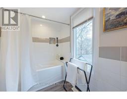 88 BRISCOE STREET E - 34