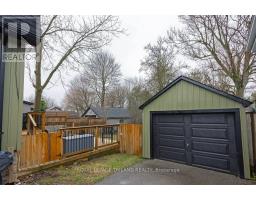 88 BRISCOE STREET E - 43