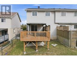 815 DEVERON CRESCENT - 33