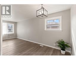 1920 DULUTH CRESCENT - 13