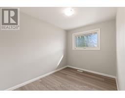 1920 DULUTH CRESCENT - 14