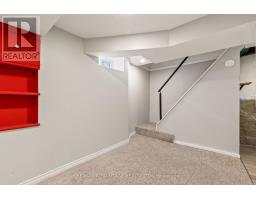 1920 DULUTH CRESCENT - 25