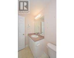 10 - 1241 BEAVERBROOK AVENUE - 29