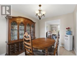 38 ALAYNE CRESCENT - 10