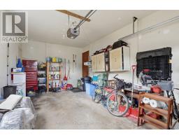 38 ALAYNE CRESCENT - 21