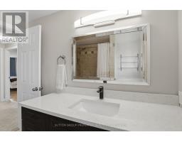 38 ALAYNE CRESCENT - 26