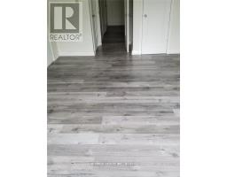 325 SOUTHDALE ROAD E - 9