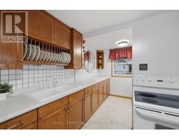75 SHERRARD STREET - 10