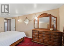 75 SHERRARD STREET - 18