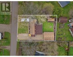 75 SHERRARD STREET - 37