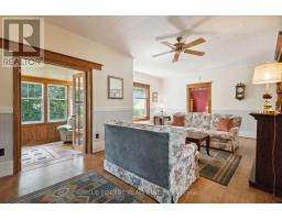 13 VICTORIA STREET - 23