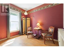 13 VICTORIA STREET - 25