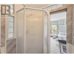 13 VICTORIA STREET - 32