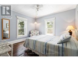 13 VICTORIA STREET - 34