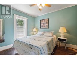 13 VICTORIA STREET - 37