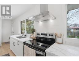 44 MENDIP CRESCENT - 11