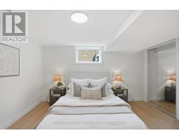 44 MENDIP CRESCENT - 25