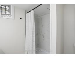 44 MENDIP CRESCENT - 30