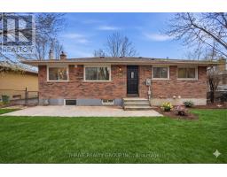 44 MENDIP CRESCENT - 35