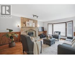 1050 MAHOGANY CRESCENT - 20