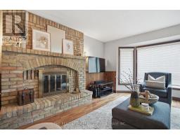 1050 MAHOGANY CRESCENT - 22