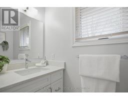1050 MAHOGANY CRESCENT - 25