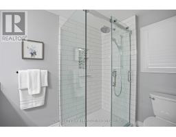 1050 MAHOGANY CRESCENT - 29