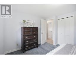 1050 MAHOGANY CRESCENT - 31